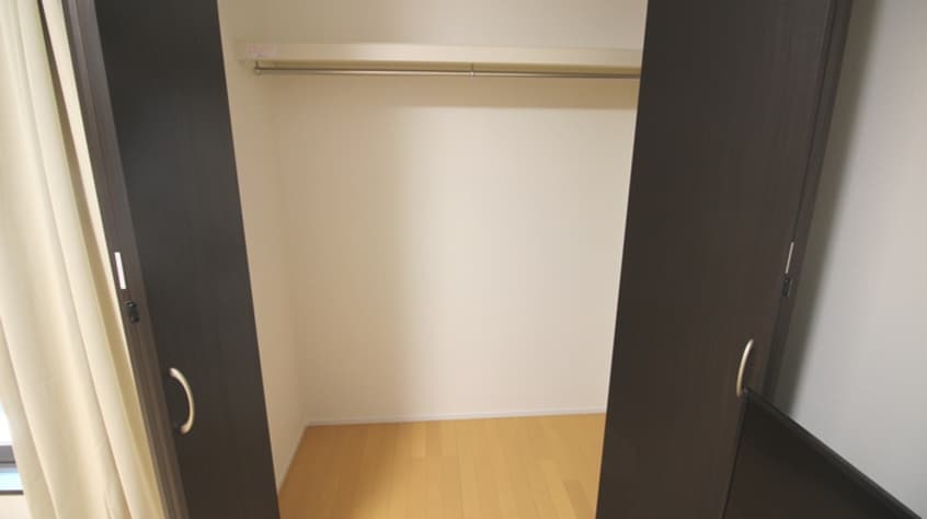 収納 ル・シエル本町