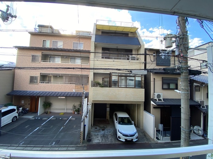 室内からの展望 ラクティー四条寺町