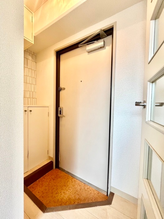 玄関 ﾗｲｵﾝｽﾞﾏﾝｼｮﾝ京都河原町(911)