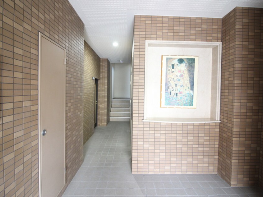 エントランス部分 エステート藤久