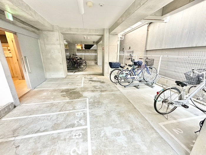 駐輪場 ソルーナ玉造