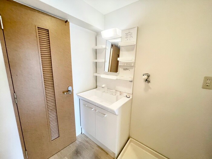 洗面 Ysｺｰﾄ蘭びっく