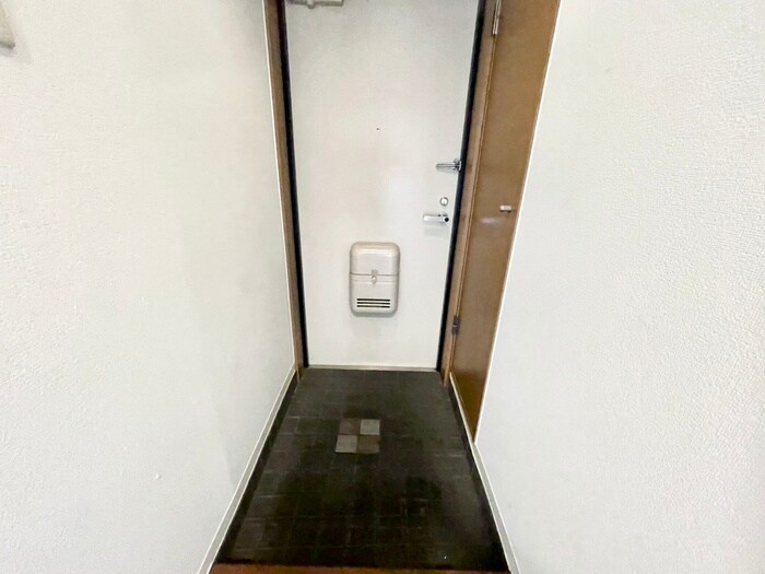 玄関 Ysｺｰﾄ蘭びっく