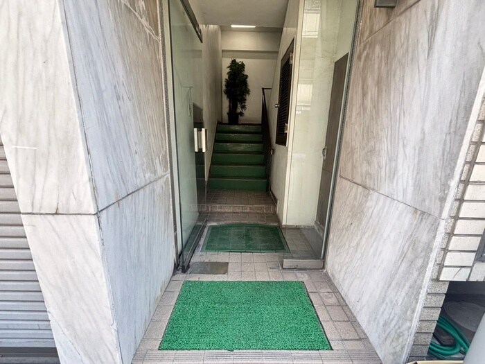 エントランス部分 草薙ビル