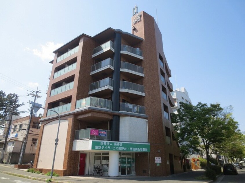 外観写真 ﾛｲﾔﾙｺｰﾄⅠ