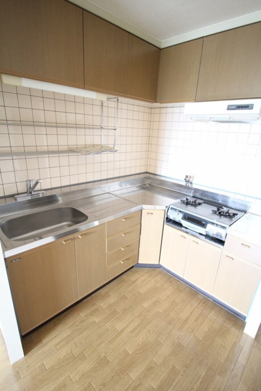 キッチン ﾛｲﾔﾙｺｰﾄⅠ