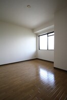 居室 ﾛｲﾔﾙｺｰﾄⅠ