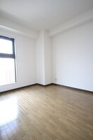 居室 ﾛｲﾔﾙｺｰﾄⅠ