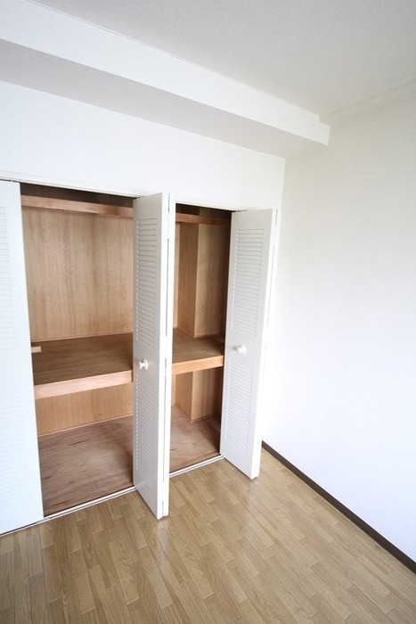 収納 ﾛｲﾔﾙｺｰﾄⅠ