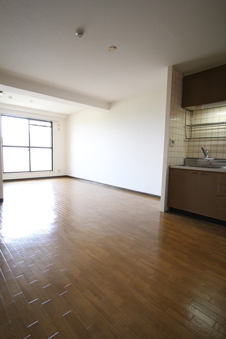 居室 ﾛｲﾔﾙｺｰﾄⅠ