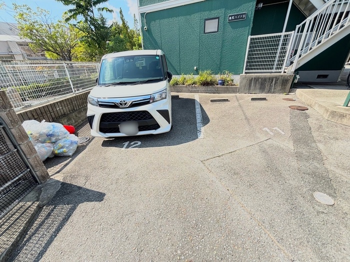 駐車場 池尻ハイツＢ棟