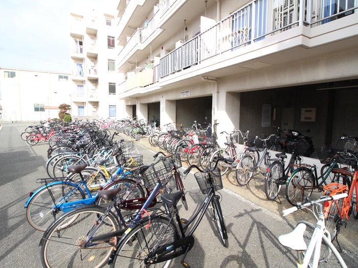駐輪場 アメニティ－新高1番館