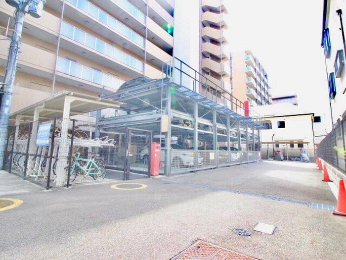 駐車場 インベスト塚口Ｓ－ＦＲＯＮＴ