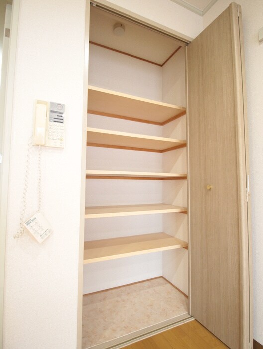 収納 サンモール