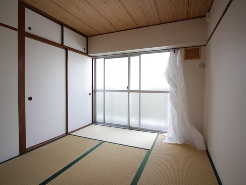 居室 鳴尾ハイツ