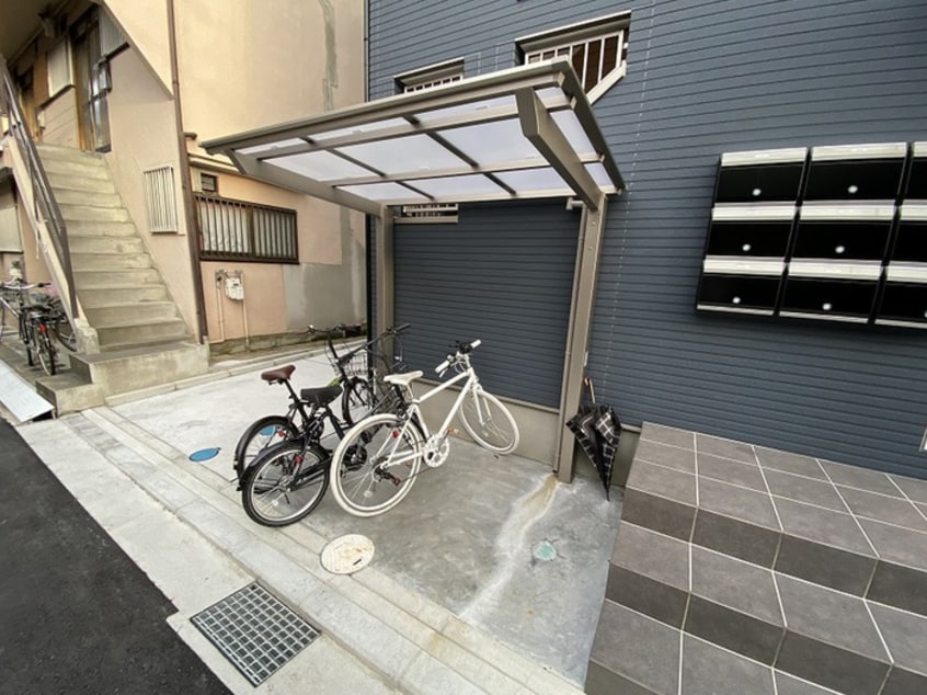 駐輪場 セイム宮之阪