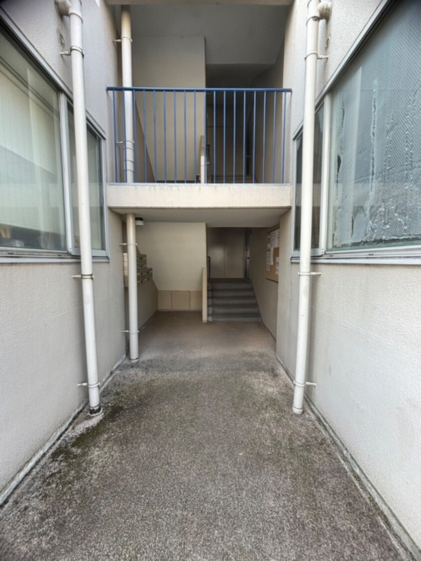 エントランス部分 八尾南ハウスＡ（402）