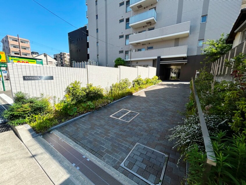 エントランス部分 ブランシエスタ西宮
