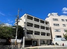 Grass Hill Courtの外観
