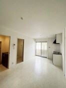 居室 セントポーリア梅園