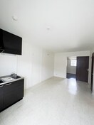 居室 セントポーリア梅園