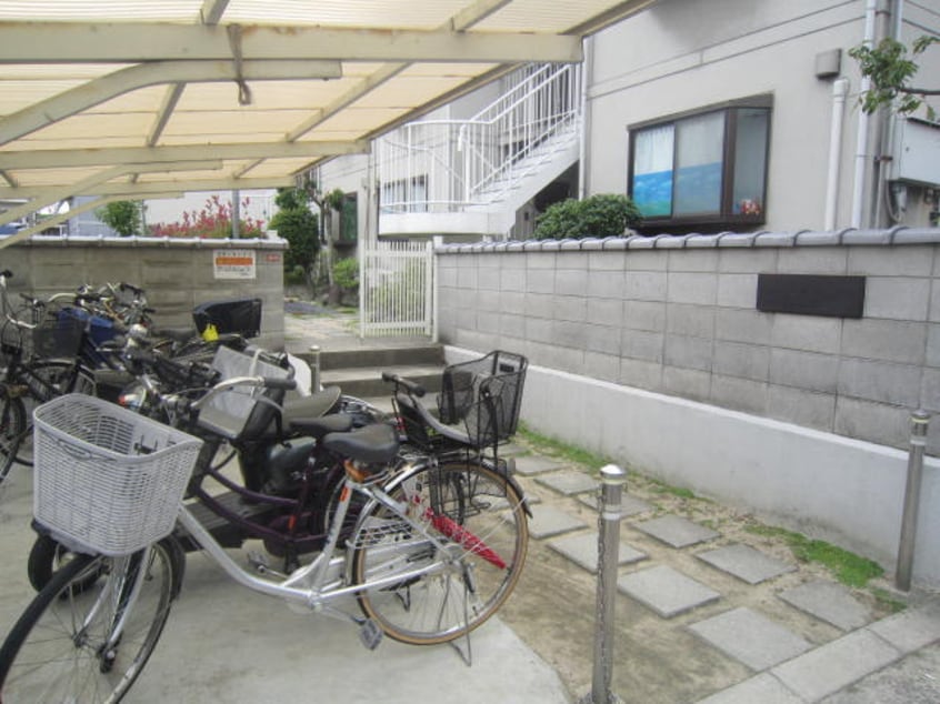 駐輪場 ステートハイツ
