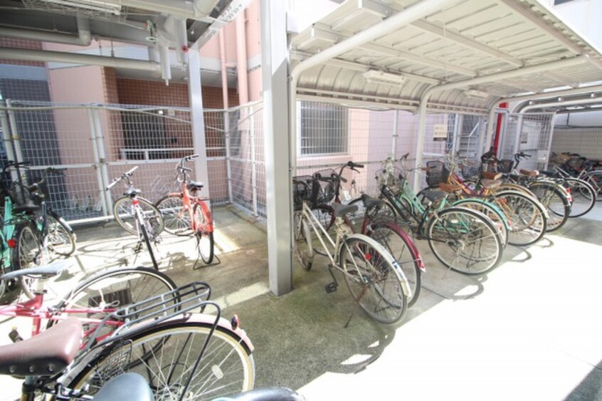 駐輪場 ｱｸｼﾙｺｰﾄ京都二条ｳｴｽﾄ（1001）