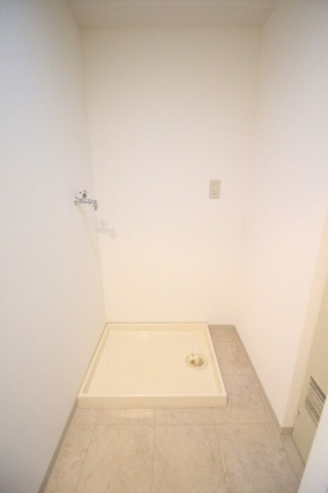 洗濯機置場 ｱｸｼﾙｺｰﾄ京都二条ｳｴｽﾄ（1001）