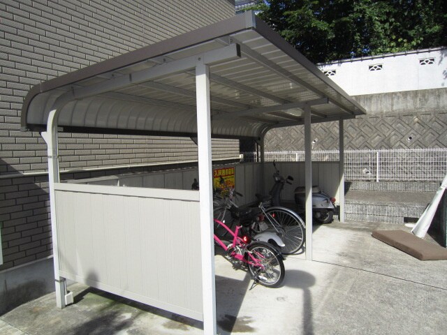 駐輪場 ユニゾン川西Ⅰ