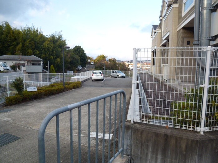 駐車場 ユニゾン川西Ⅰ