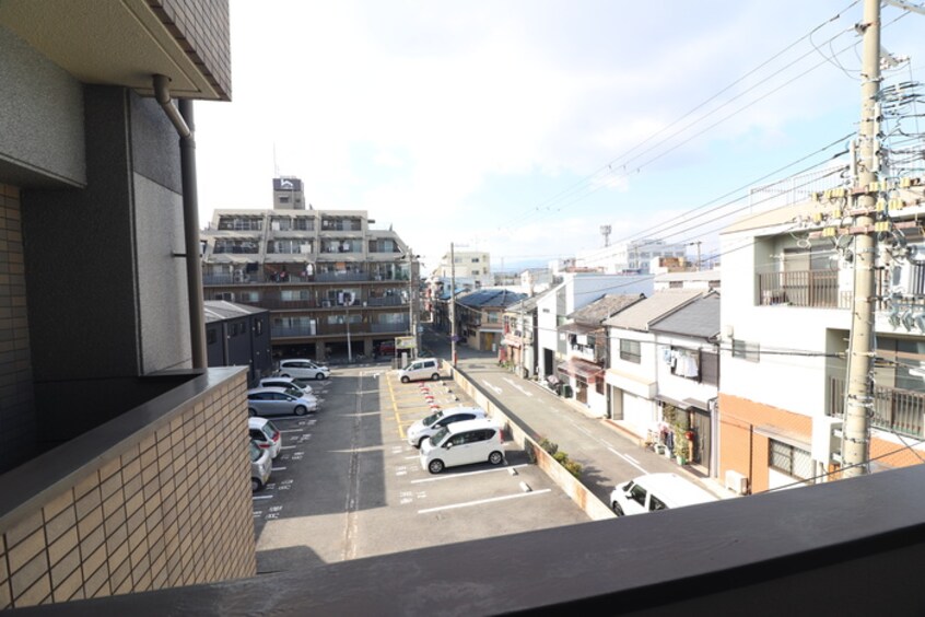 室内からの展望 フロ－リッシュ・崇徳院