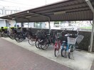 駐輪場 メディオグリシーナＦ
