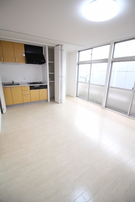 居室 かぎ屋ビル