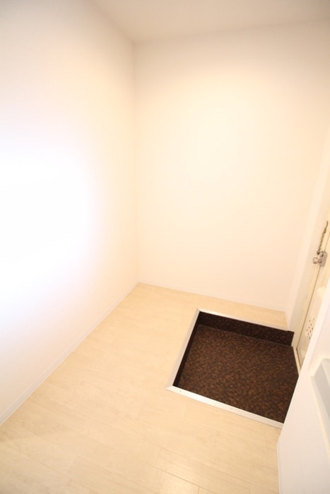 玄関 かぎ屋ビル