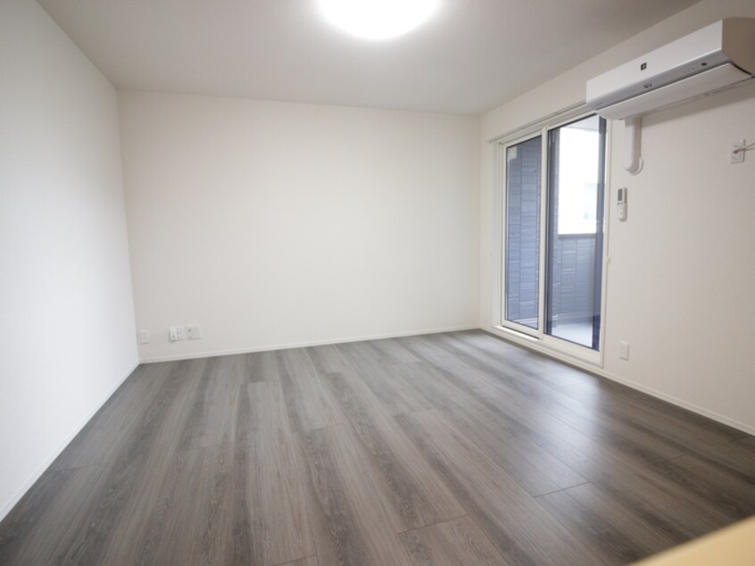 居室 Ｄ－ｒｅｓｉｄｅｎｃｅ服部本町