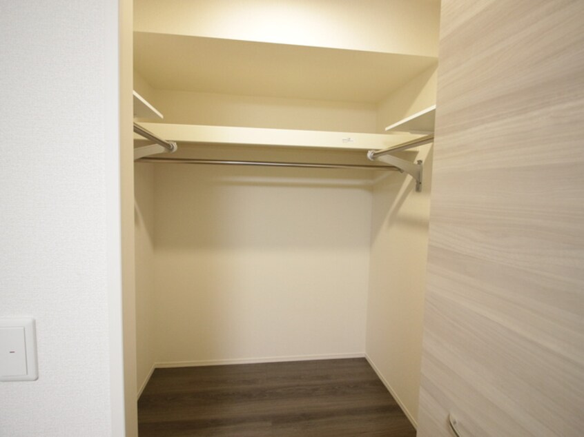 収納 Ｄ－ｒｅｓｉｄｅｎｃｅ服部本町