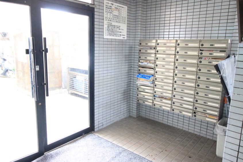 エントランス部分 シャト－平野