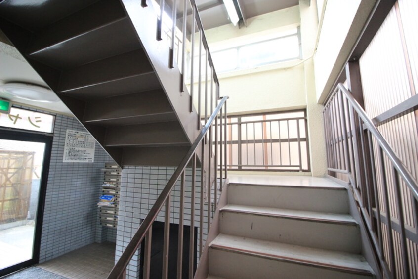 建物設備 シャト－平野