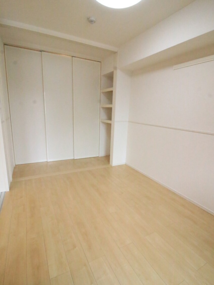 居室 ヴァレンティア若江本町