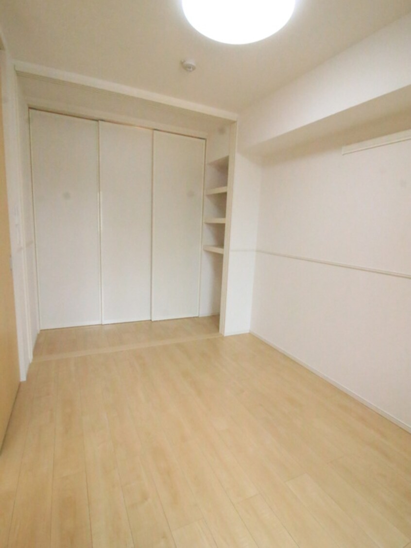 居室 ヴァレンティア若江本町