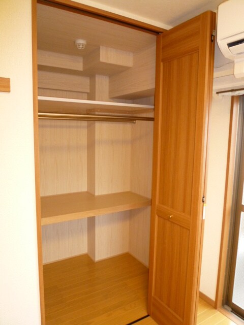 収納 ブル－ム江坂