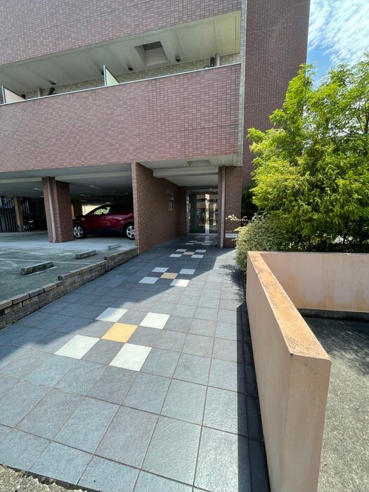 エントランス部分 Ｍ　プラザ津田駅前１１番館