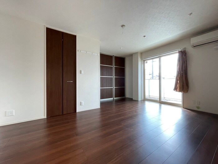 居室 LS RESIDENCE NAKAMOZU