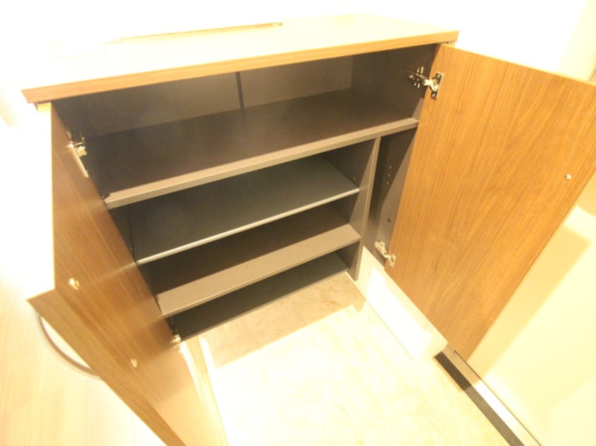 靴箱 LS RESIDENCE NAKAMOZU