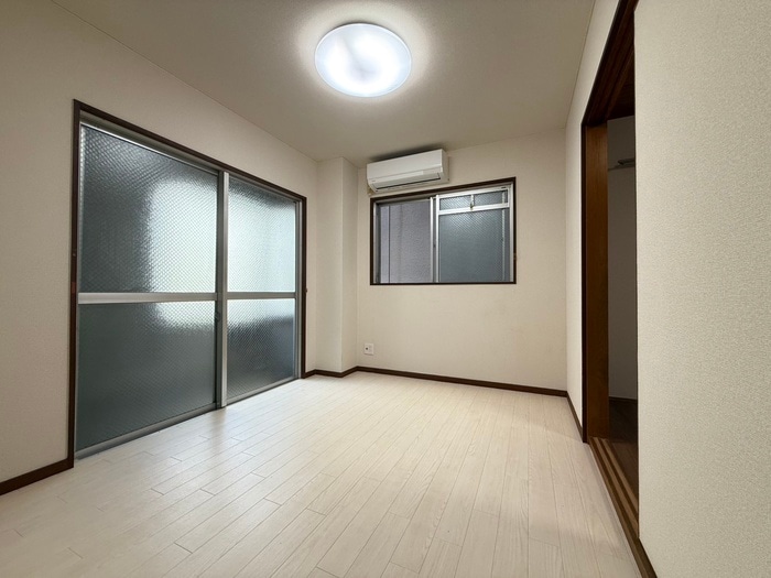 居室 久保田ビル