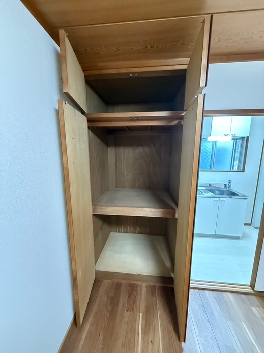 収納 久保田ビル