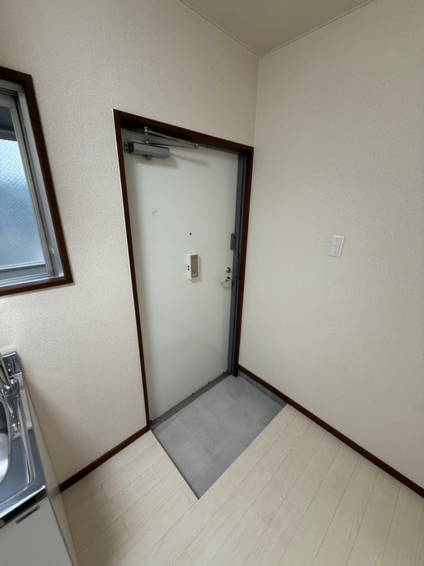 玄関 久保田ビル