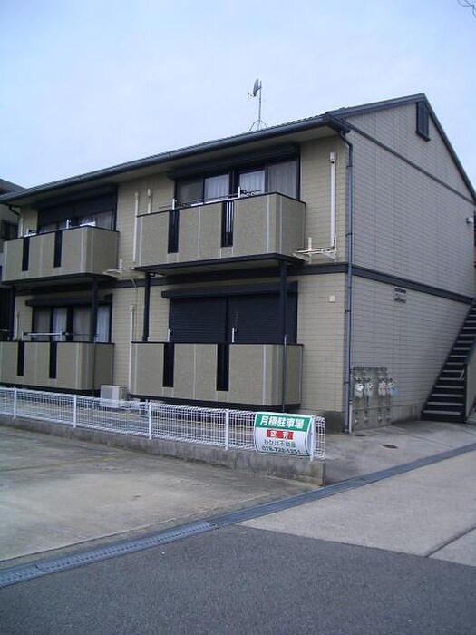 駐車場 中山ハイツ