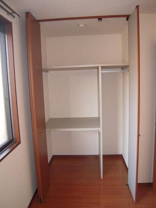 収納 フォレスト壱番館