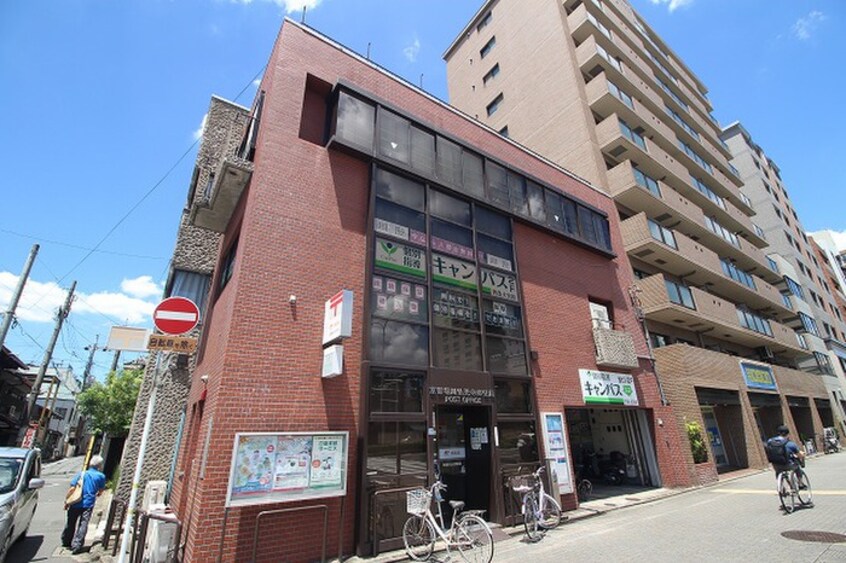 京都堀川仏光寺郵便局(郵便局)まで610m ﾌｧｽﾃｰﾄ京都堀川ｽｸｴｱ（604）